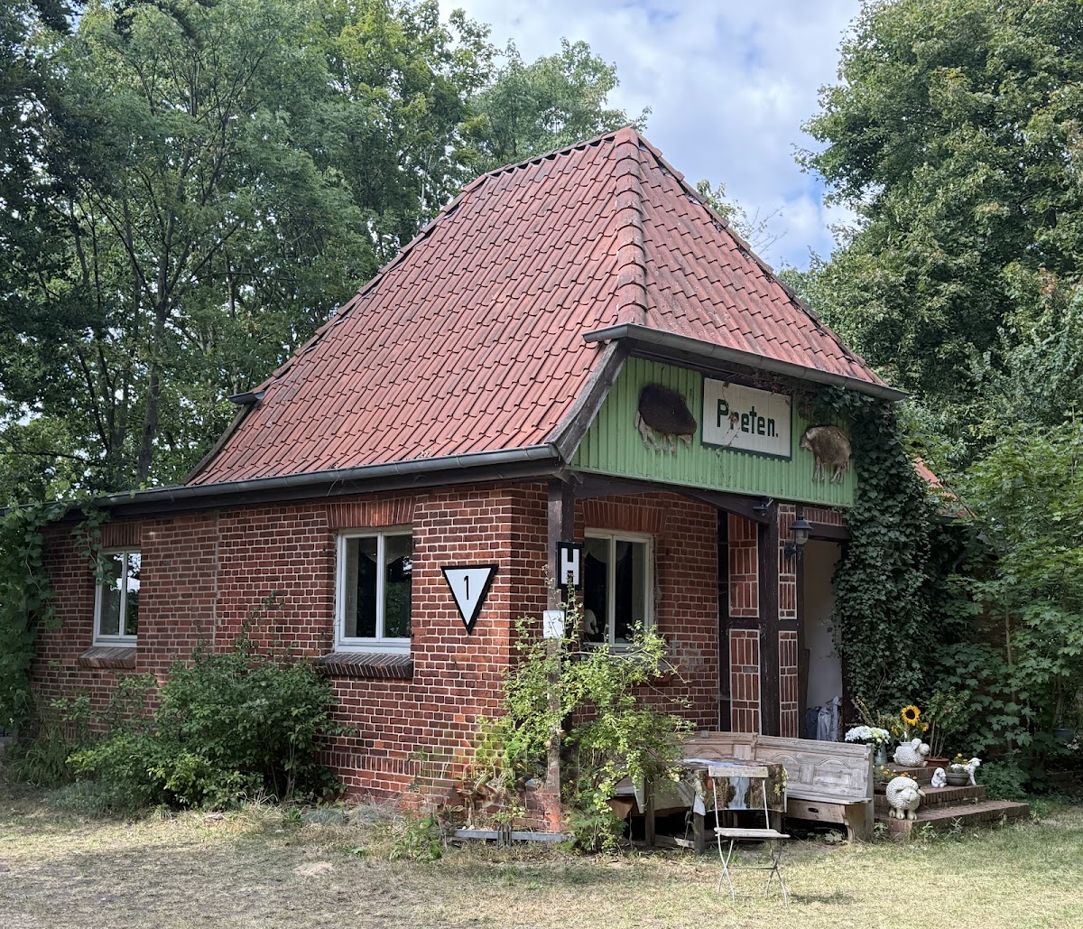 Café 'schwarzes Schaf' Photos 2